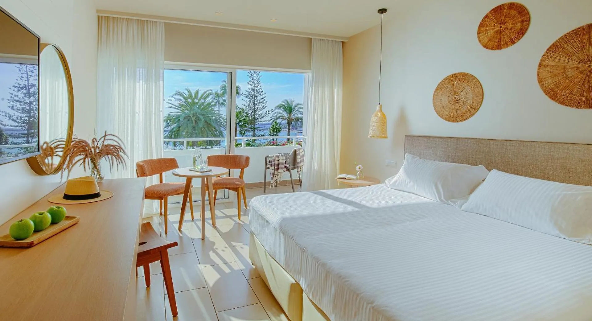 Nissi Beach Resort Ajía Nápa