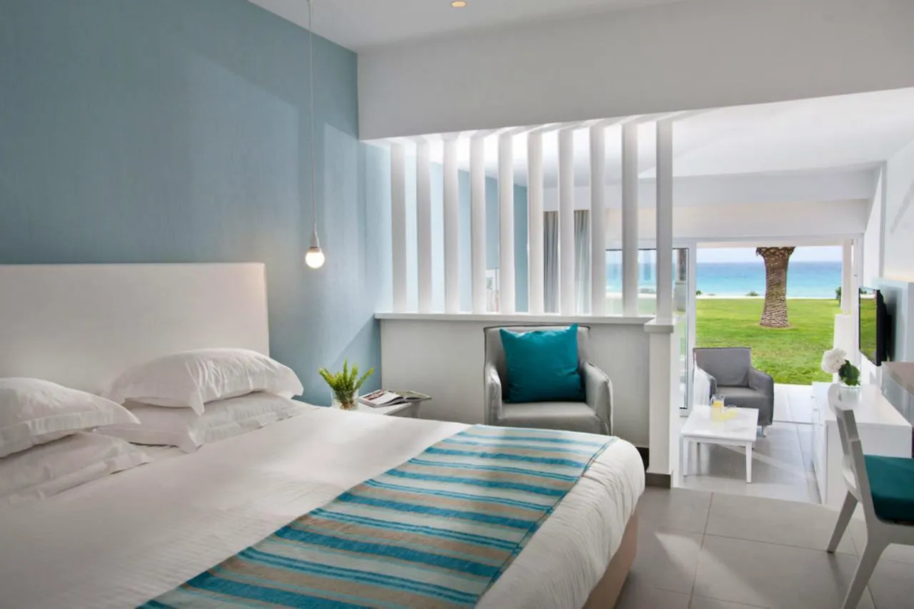 Nissi Beach Resort Ajía Nápa