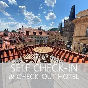 Apartmanhotel Charles Bridge & By Sivek