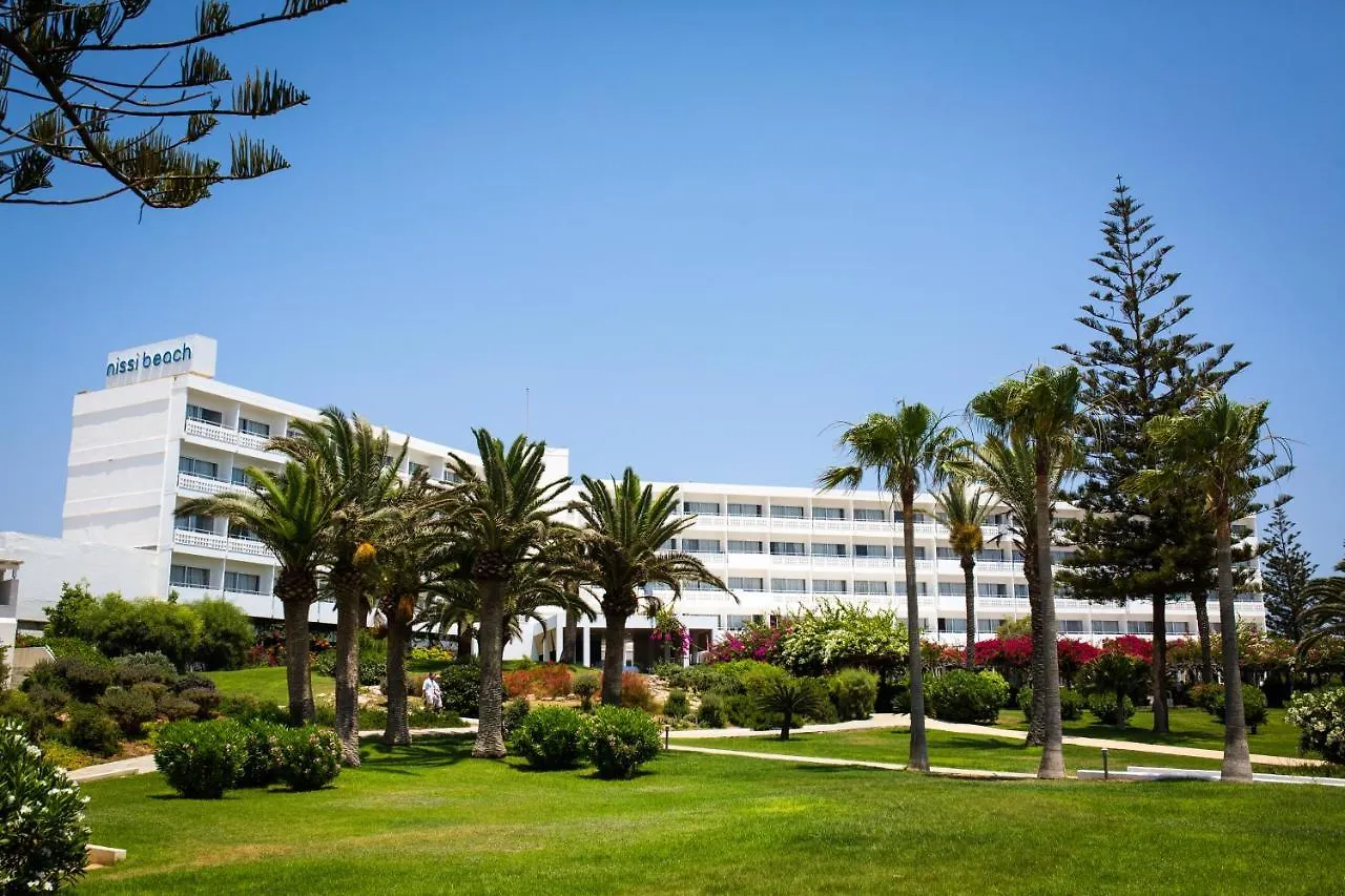 Nissi Beach Resort Ayia Napa 4*,